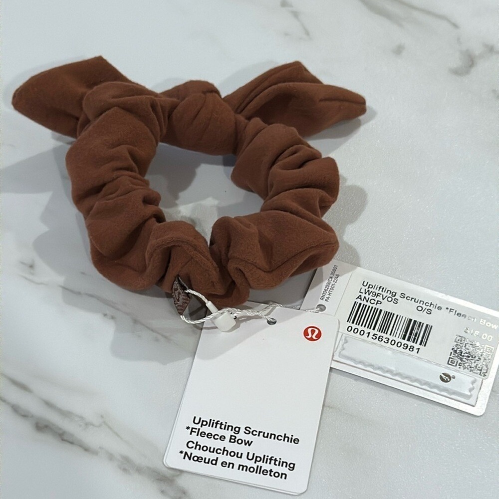 LULULEMON Uplifting Scrunchie Fleece Bow Ancient Copper brown 🧡 NWT